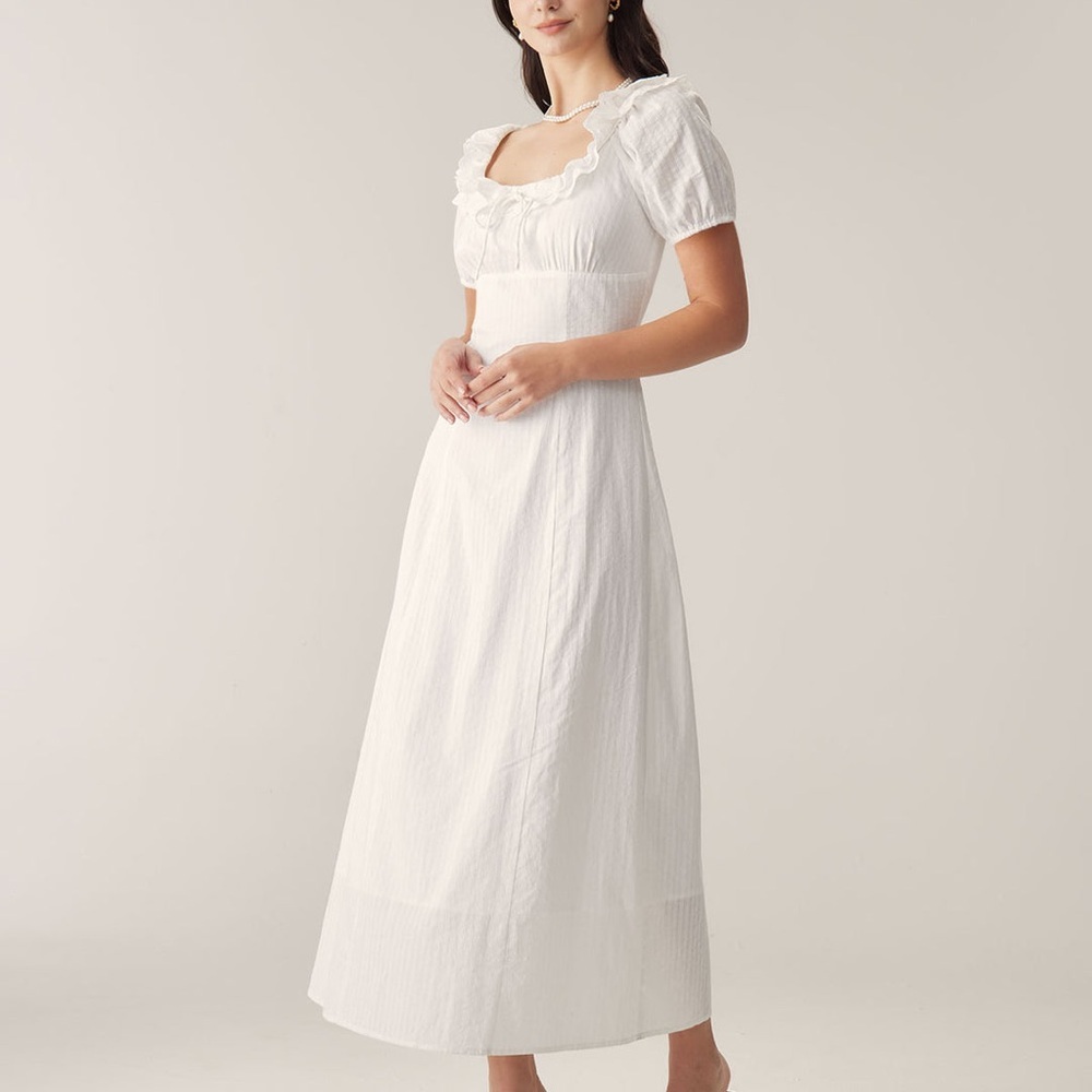 Elegant White Maxi Dress
